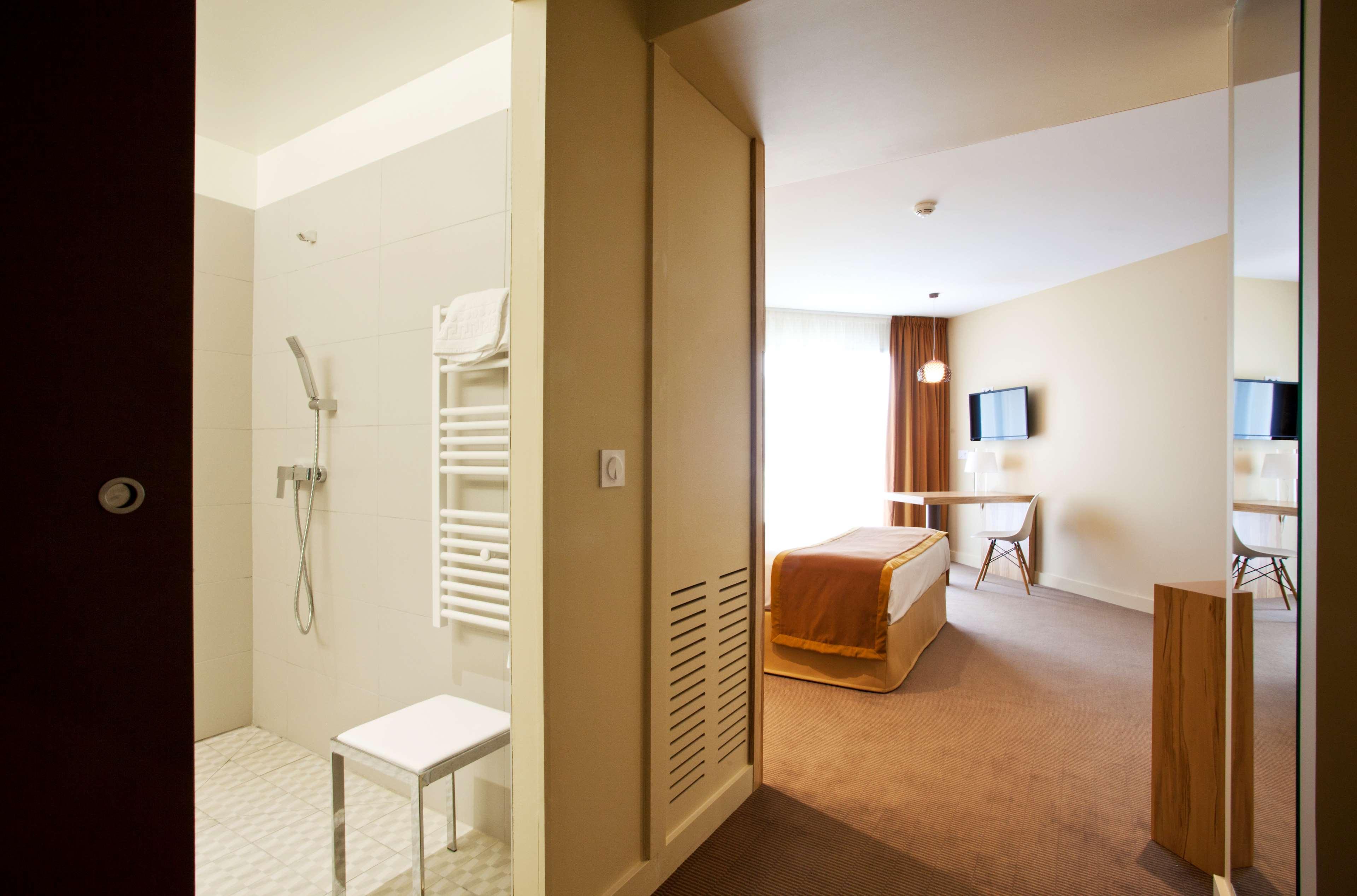 Golden Tulip Avignon Le Paradou Экстерьер фото